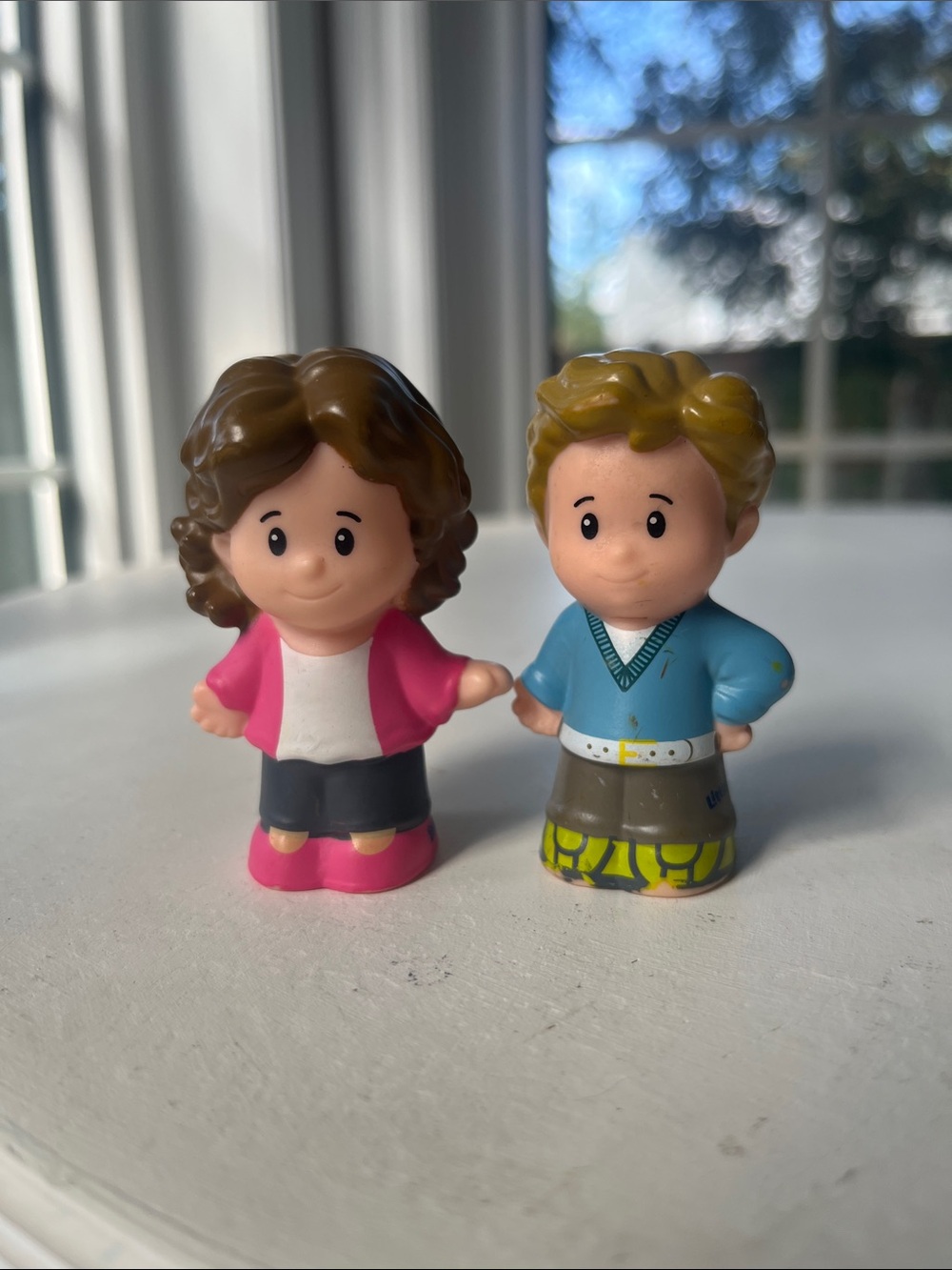 5/$25 💛 Little People Mom & Dad Duo
